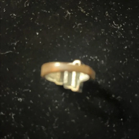 Elegant Gold and Silver Ring Set(5) - Picture 7 of 11